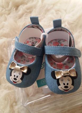 Пінетки ovs&disney (італія) на 3-6 місяців (розмір 17)