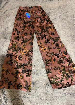 Новые прямые широкие атласные брюки от missguided