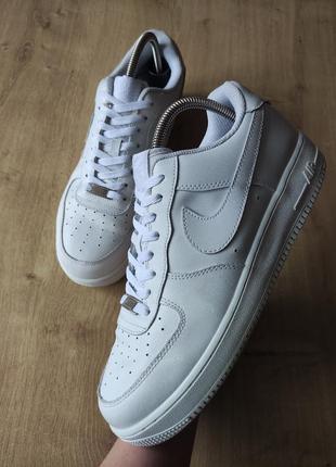 Фирменные мужские кожаные кроссовки nike air force, оригинал, р.44