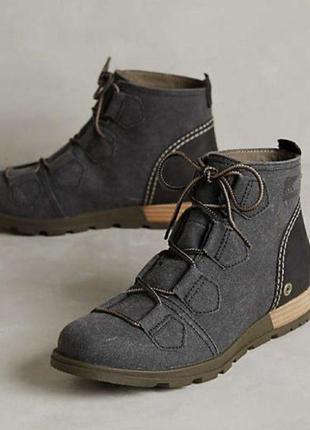 Сірі черевики , 37