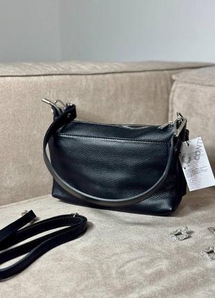Чорна шкіряна сумка-кросбоді на 3 відділення італія