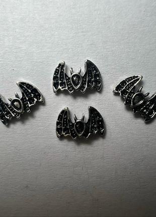 Шармы для ногтей металл