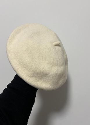 Женский берет
