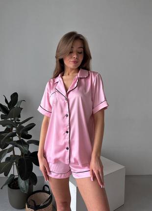 Пижама женская легкая шелковая с шортами зимняя на зимнюю домашнюю костюм розовая черная шорты рубашка