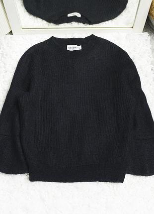 Чорний оригінальний светр 50% мохер essentiel antwerp