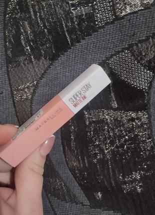 Стійка помада maybelline