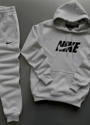 Спортивный костюм nike