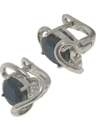 Серебряные серьги с сапфиром и фианитами е12