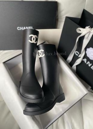 Чоботи в стилі chanel