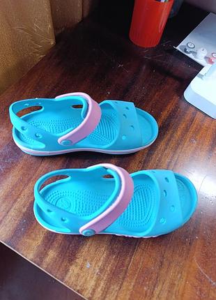 Босоножки crocs на девочкуразмер 13 с