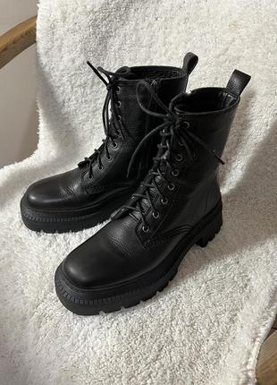 Шикарные ботинки