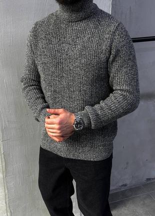 Стильный вязаный гольф в цвете графит