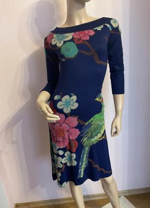 Цікаве  віскозне плаття від бренду desigual/ xs/