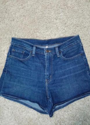 Женские шорты levis