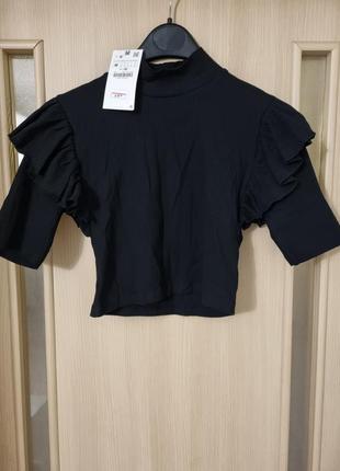 Футболка zara под горло