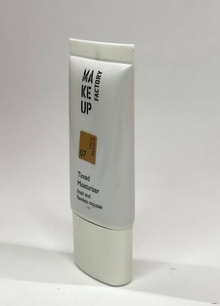 Вв крема	make up factory 	tinted moisturizer	07 dark almond