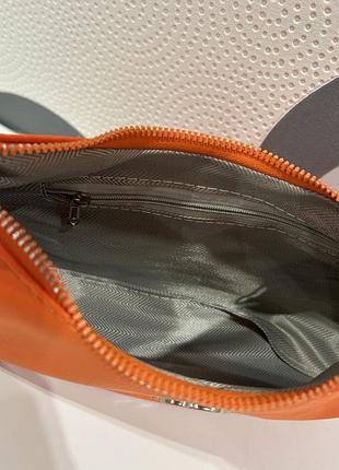 Сумка багет на плече 2