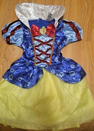 Карновальное платье белоснежка 3-4года