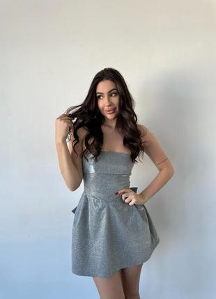 Сукня з бантом