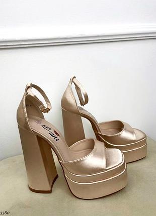 Босоніжки барбі братц атласні золоті