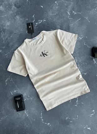 Футболка calvin klein