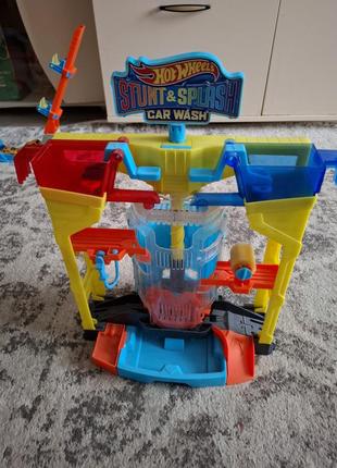 Трек hot wheels