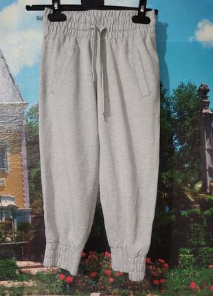 Бриджі xs або спортивні штани для повної дитини