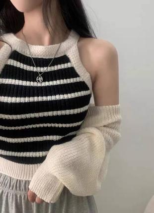 Светр двійка в смужку