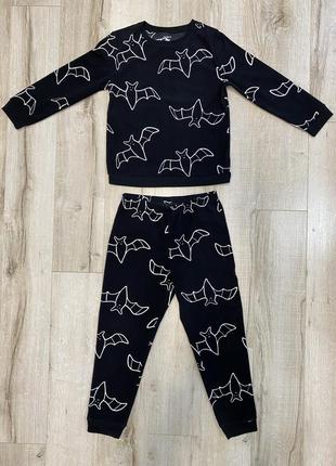 Теплый костюм/пижама carter’s 8 лет