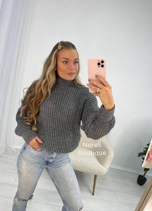 Светр теплий сірий вкорочений
