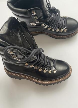 Ботинки ogier