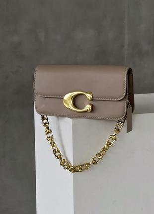 Сумочка клатч Miu Miu Pull Up Leather Combat Boots
