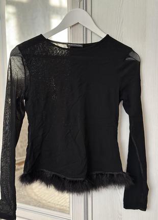 Блуза с перьями