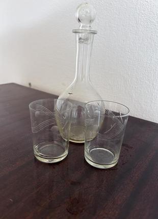Винтажный штоф графин и рюмки для наливок, коньяка, водки