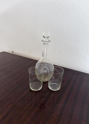 Винтажный штоф графин и рюмки для наливок, коньяка, водки