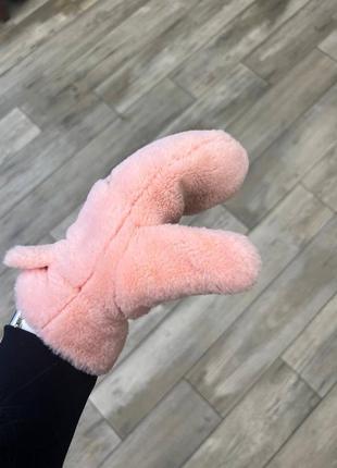 Рукавичкі рожеві пухнасті