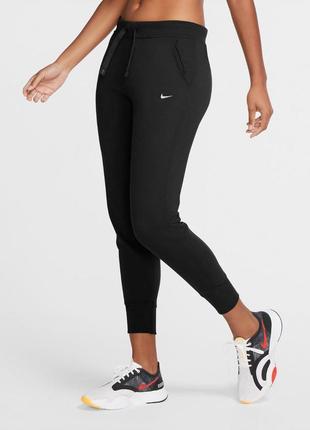 Женские спортивные штаны leopard nike dri-fit get fit (cu5495-010)
