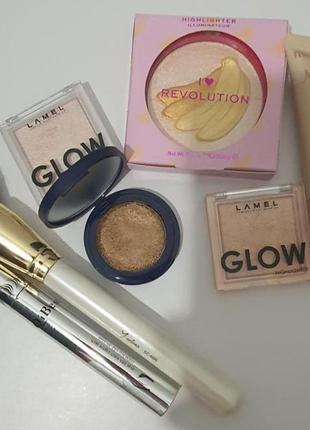 Лот косметики для лица