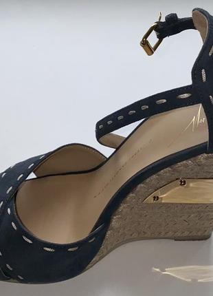 Giuseppe zanotti design замшевые босоножки 38 р. туфли босоножки.