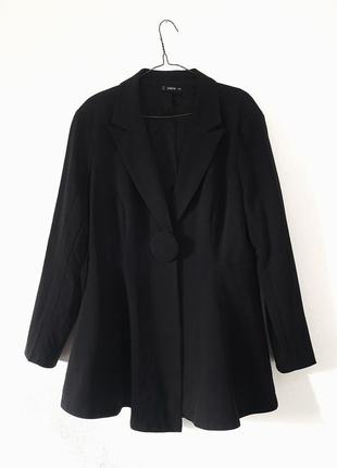 Черный удлиненный приталенный блейзер жакет пиджак shein plus size