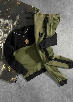 Патриотический спортивный костюм на флисе