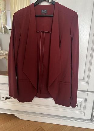 Красивый пиджак на девушку