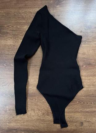 Черное боди bershka