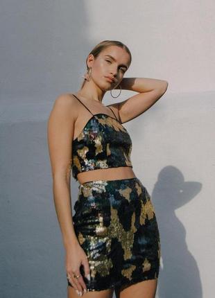 Камуфляжний вечірній топ,майка в паєтки від carli bybel для missguided