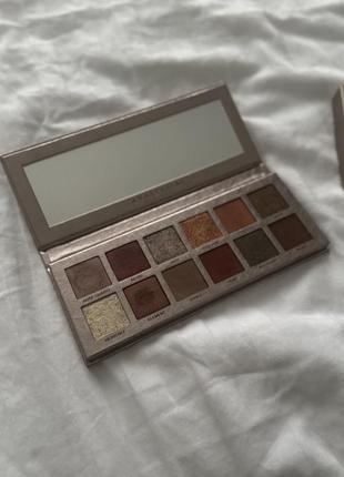 Anastasia beverly hills rose metals eyeshadow palette