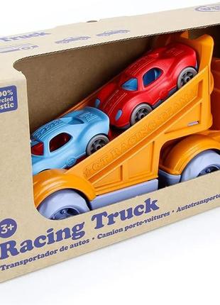 Грузовик green toys с 2 гоночными машинками racing truck with 2 race cars gtrttk1734