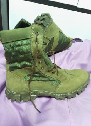 Берцы новые размер 43