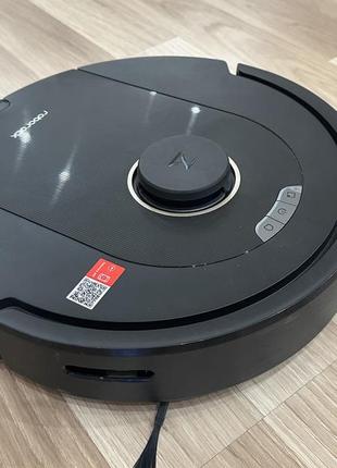 Робот пилосос