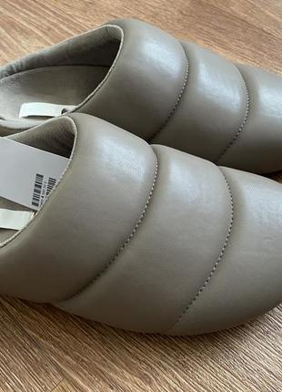 Вуличні капці h&m