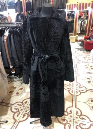 Різні сучасні дублянки,є великі розміра